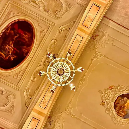Casa Santangelo 4*