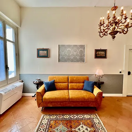 Casa Santangelo - Historical Bed & Breakfast Salerno